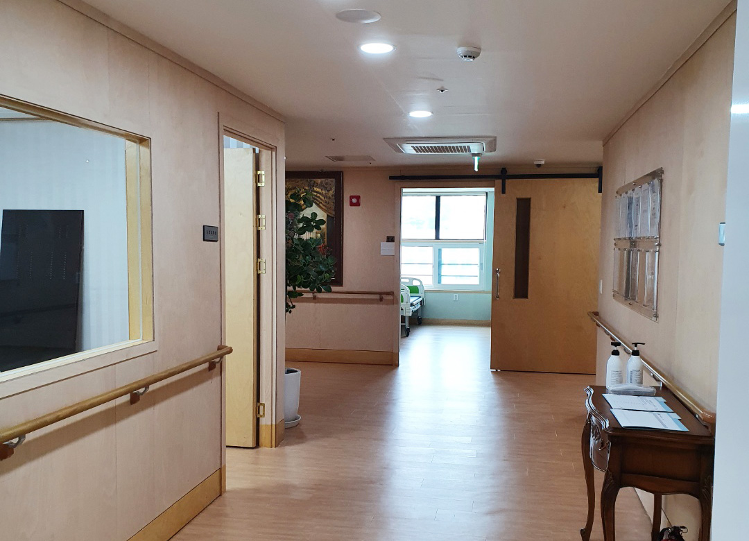 영통마더링요양원 1층홀